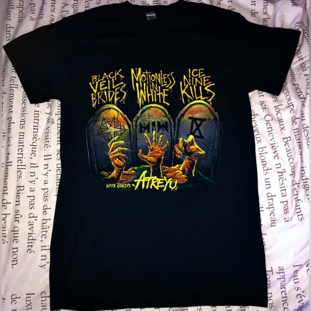 Black Veil Brides Tshirt mens sz S 2022 Tour MotionlessInWhite IceNineKills NEW